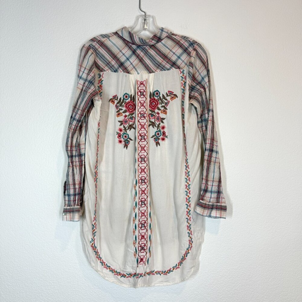 Anthropologie Plaid Embroidered Shirt Top Button Long Sleeve Small